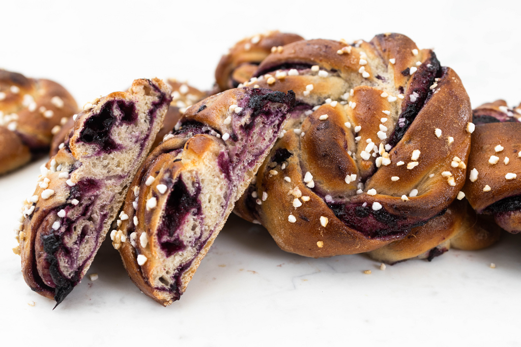 Blueberry Knots